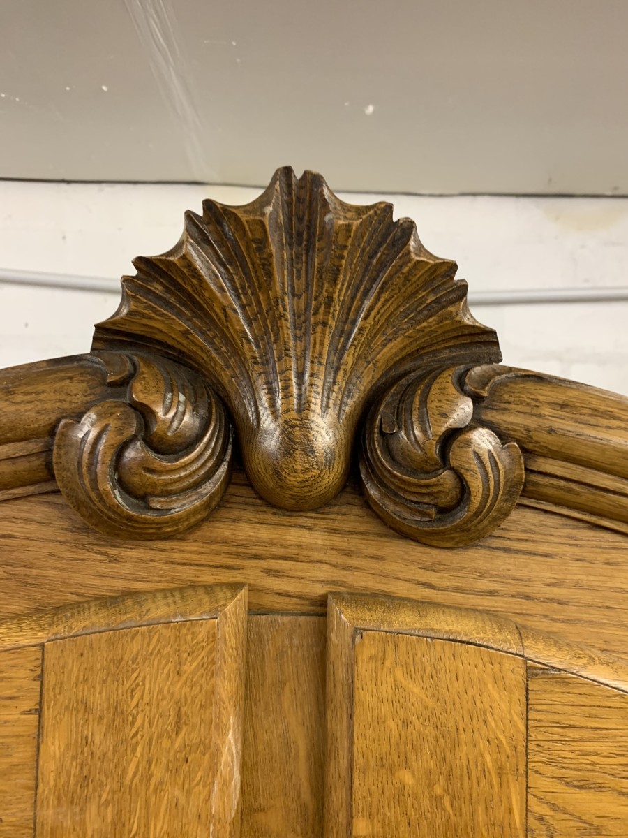 Fantastic French Carved Oak Four-door Breakfront Armoire/wardrobe - Image 7