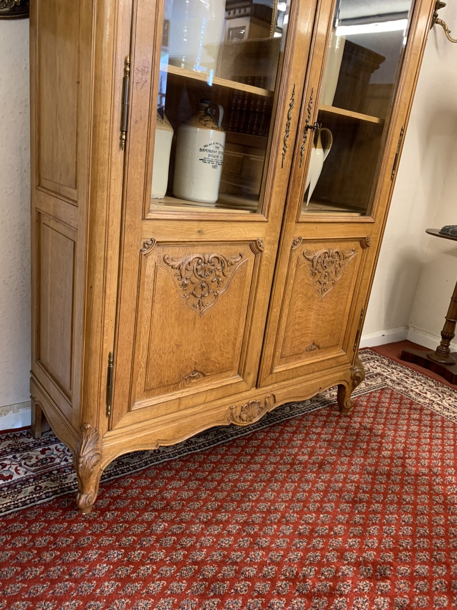 Fabulous Quality French Carved Oak Glazed Cabinet/cupboard Circa 1930 - Image 13