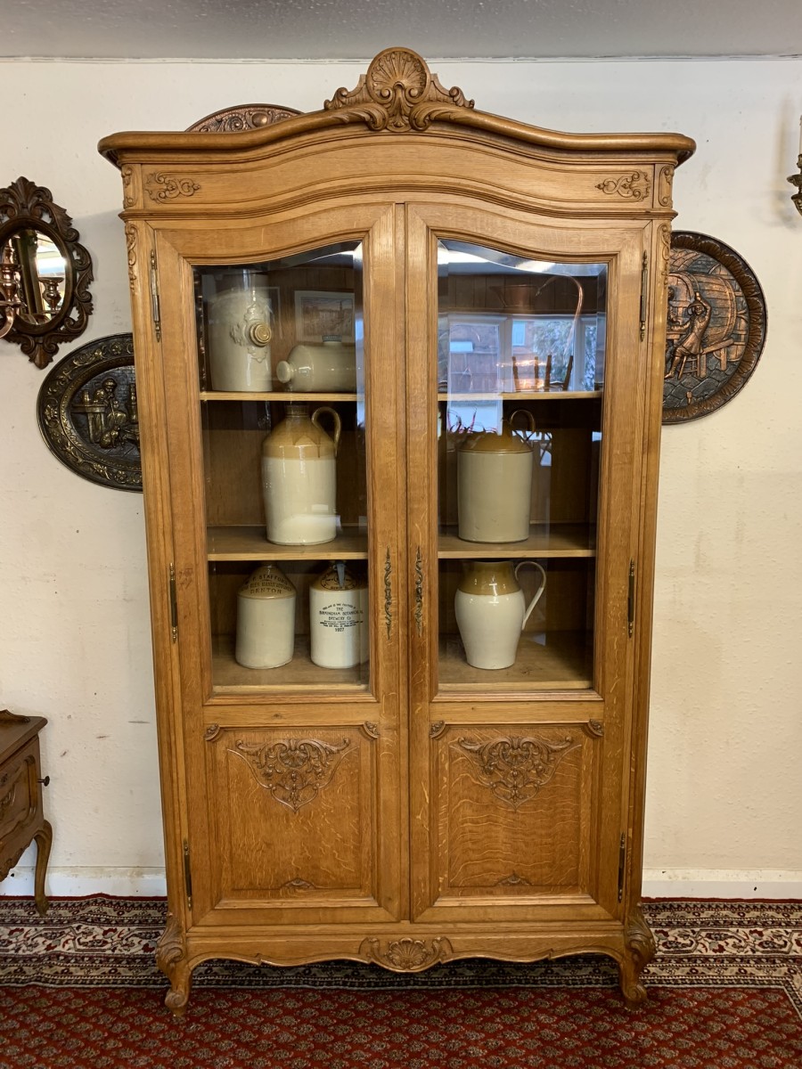 Fabulous Quality French Carved Oak Glazed Cabinet/cupboard Circa 1930 - Image 2