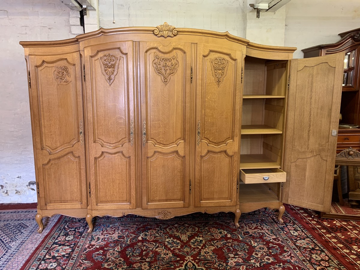 Outstanding Quality French Carved Oak Five Door Breakfront Armoire/wardrobe - Image 11