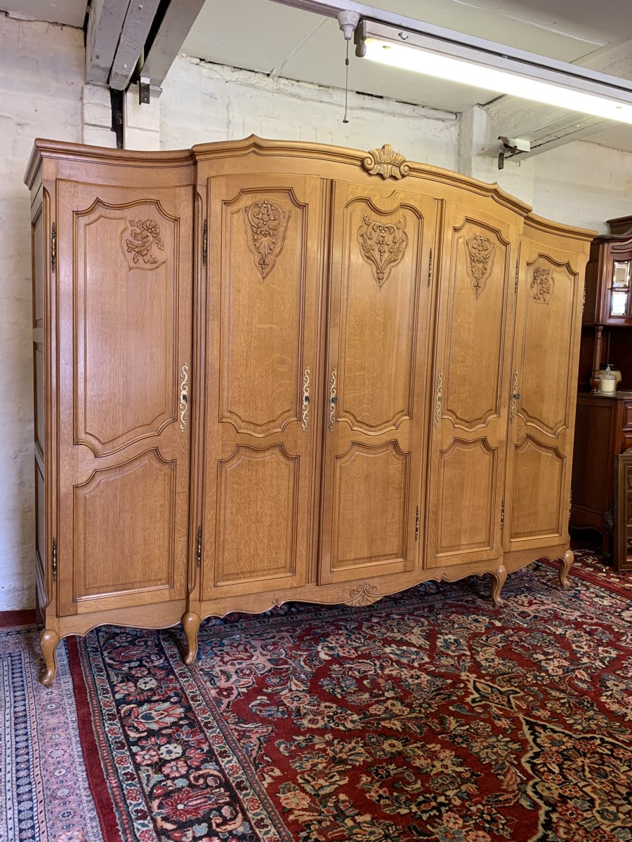 Outstanding Quality French Carved Oak Five Door Breakfront Armoire/wardrobe - Image 13