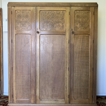 Beautiful Antique Oak Arts & Crafts William Morris Influenced Wardrobe Circa 1930