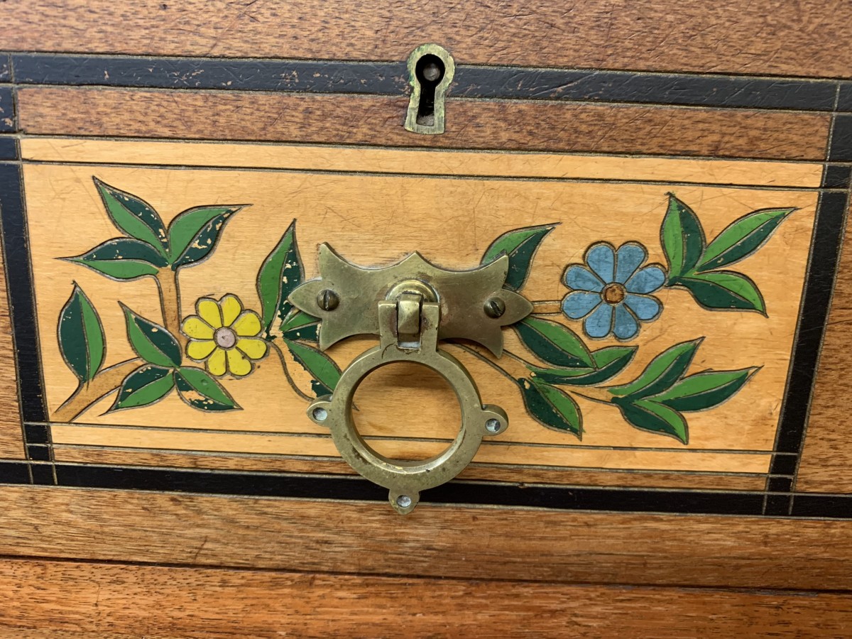 Stunning Antique Walnut Arts And Crafts Chest Of Drawers Circa 1895 - Image 9