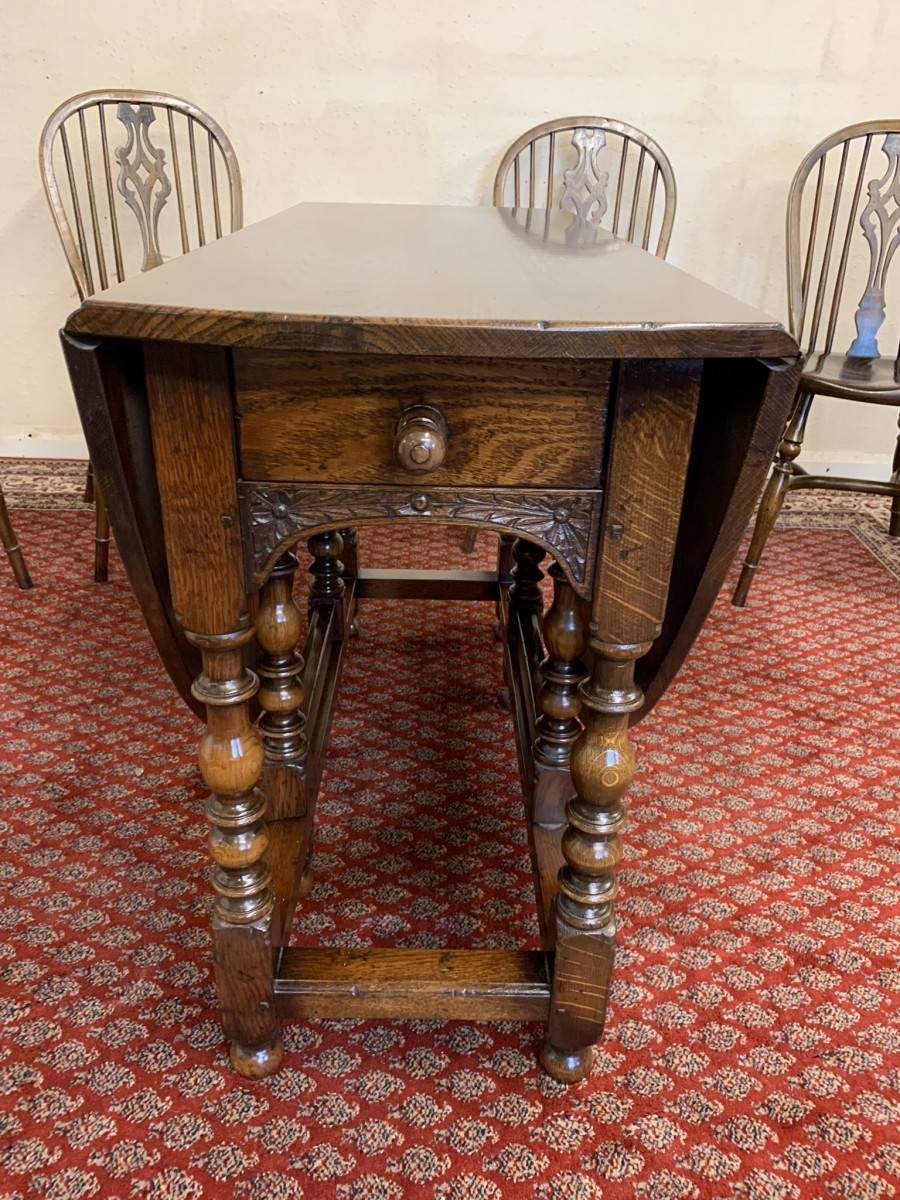 Quality Oak Gate Leg Table With Six Matching Crinoline Stretcher Chairs - Image 16