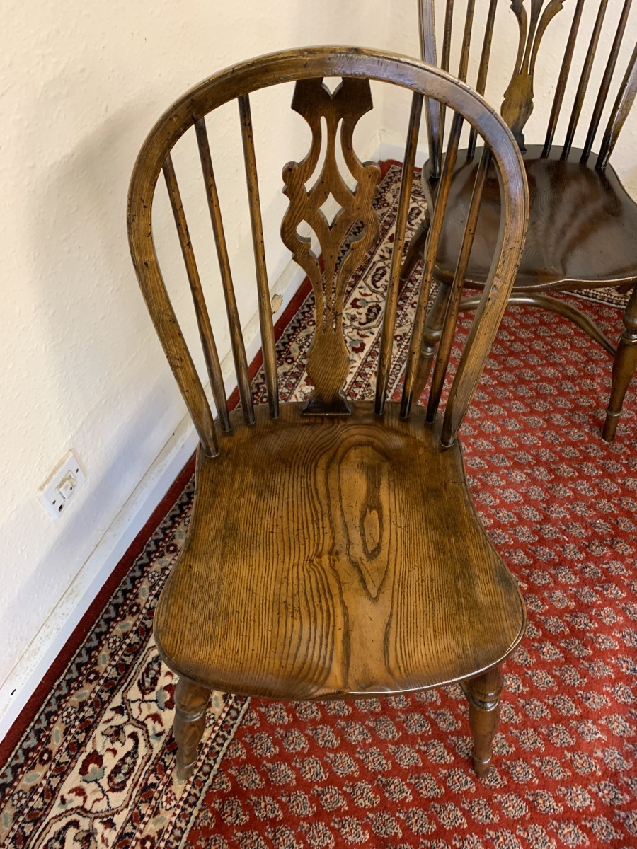 Quality Oak Gate Leg Table With Six Matching Crinoline Stretcher Chairs - Image 22