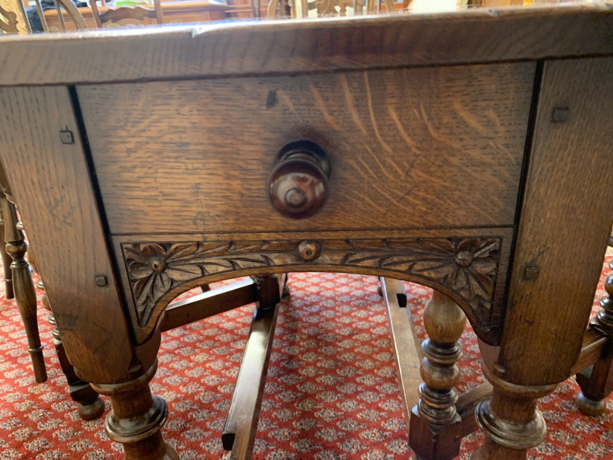 Quality Oak Gate Leg Table With Six Matching Crinoline Stretcher Chairs - Image 24