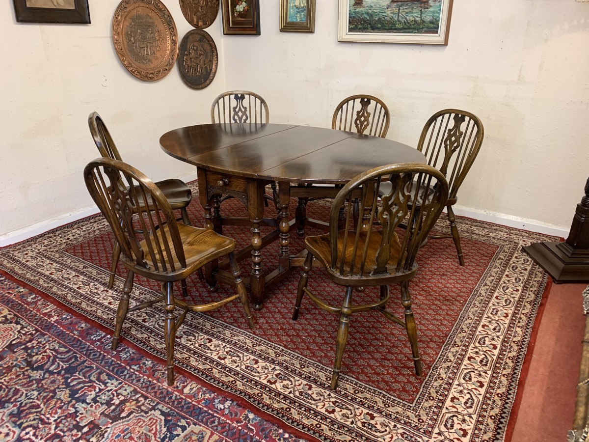 Quality Oak Gate Leg Table With Six Matching Crinoline Stretcher Chairs - Image 3