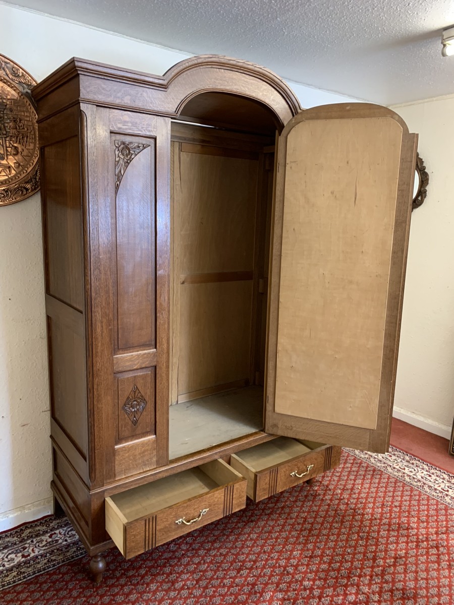 Fantastic Quality Antique Frenc Carved Oak Mirrored Door Armoire/wardrobe - Image 18