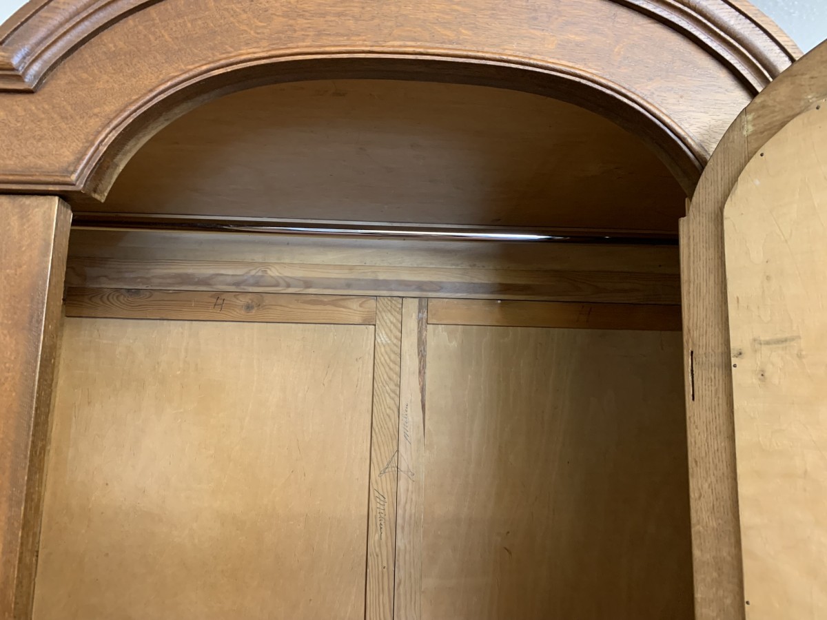 Fantastic Quality Antique Frenc Carved Oak Mirrored Door Armoire/wardrobe - Image 6