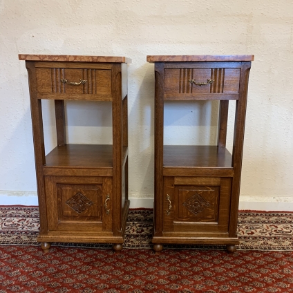 Fabulous Pair Of Antique French Carved Oak Marble Top Bedside Cabinets/tables