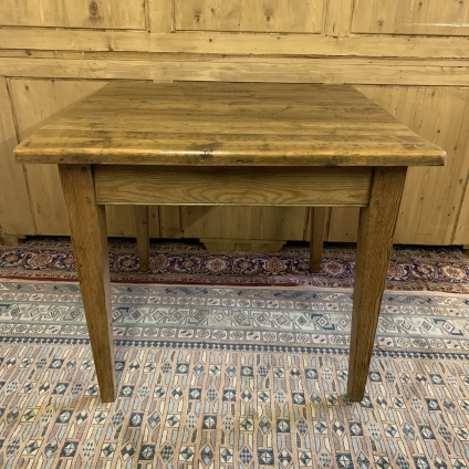 Fantastic Country Pine Plank Topped Table