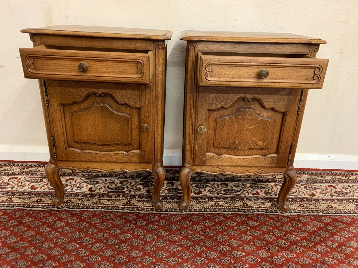 Fantastic Pair Of French Oak Bedside Cabinets - Image 6