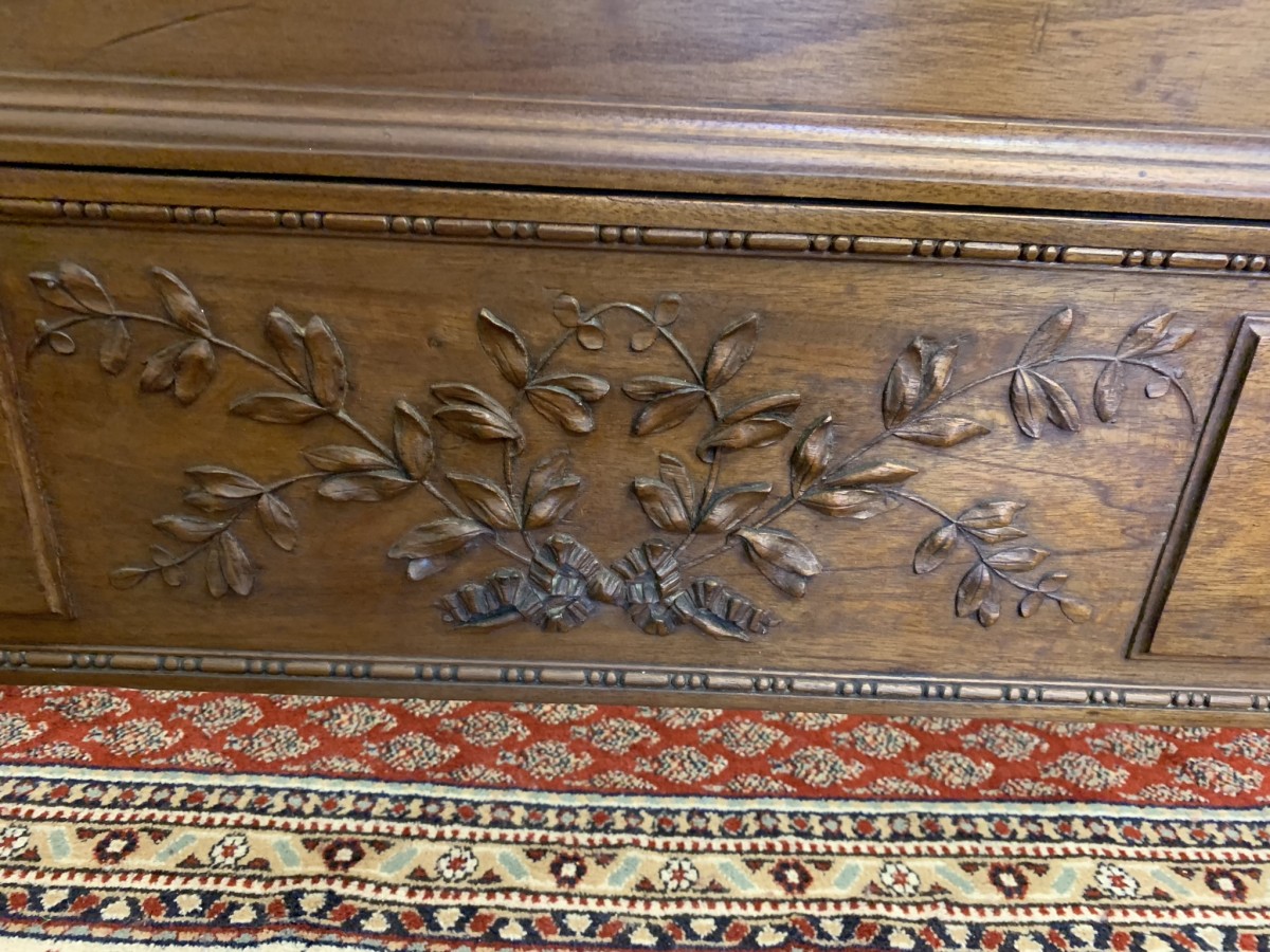 Outstanding Quality French Antique Carved Walnut Double Bed Circa 1900 - Image 12