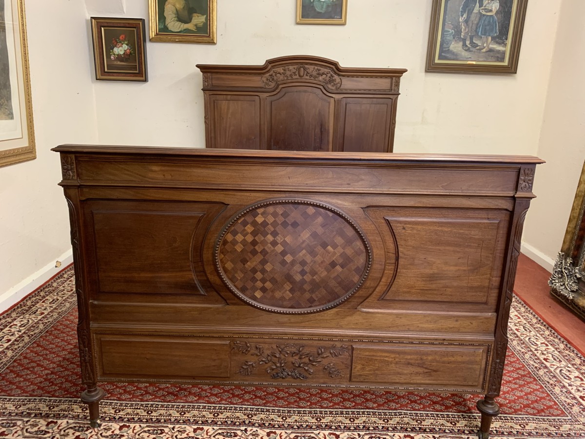 Outstanding Quality French Antique Carved Walnut Double Bed Circa 1900 - Image 5