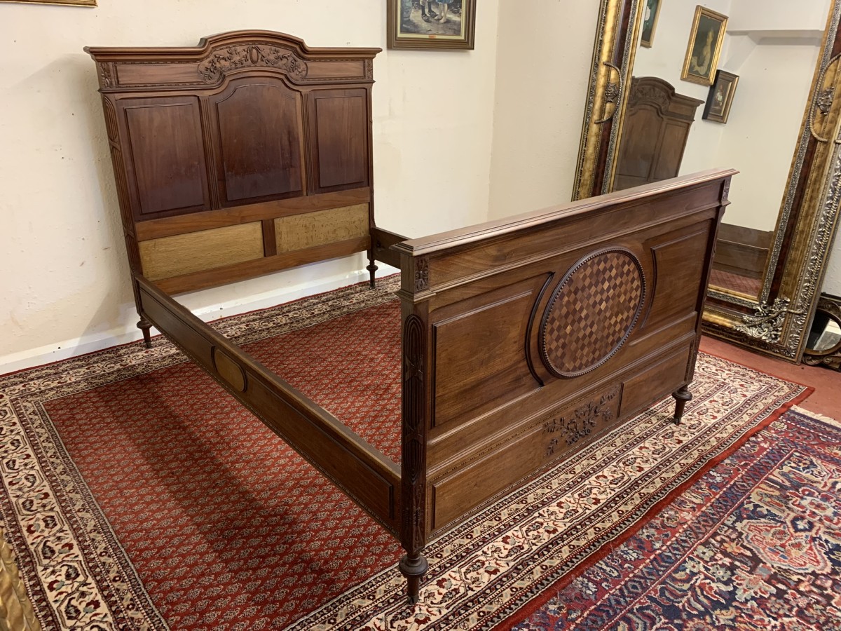Outstanding Quality French Antique Carved Walnut Double Bed Circa 1900 - Image 8