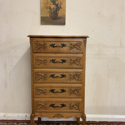 Elegant French Carved Oak Chest Of Five Drawers