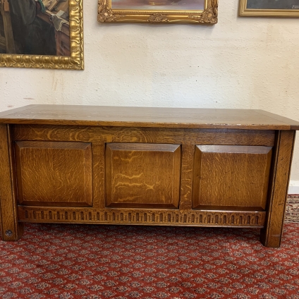 Outstanding Quality Royal Oak Carved Oak Blanket Box