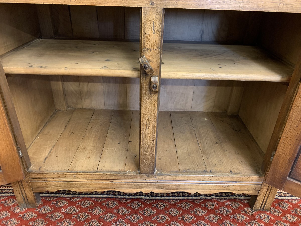 Outstanding Quality Antique Carved Oak Two Door Sideboard/dresser - Image 7