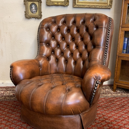 Quality Antique Brown Leather Deep Buttoned Chesterfield Tub/club Chair
