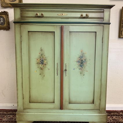 Stylish French Painted Cupboard/cabinet