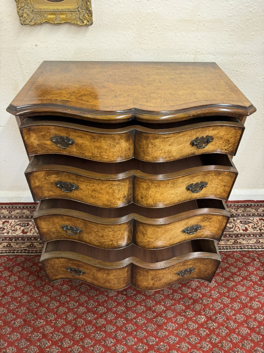 Quality Antique Walnut Serpentine Fronted Chest Of Drawers Circa 1920 - Image 14
