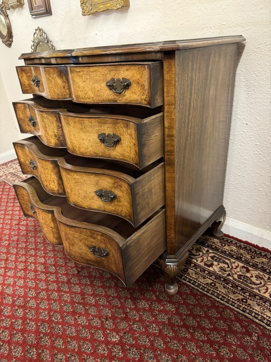 Quality Antique Walnut Serpentine Fronted Chest Of Drawers Circa 1920 - Image 16