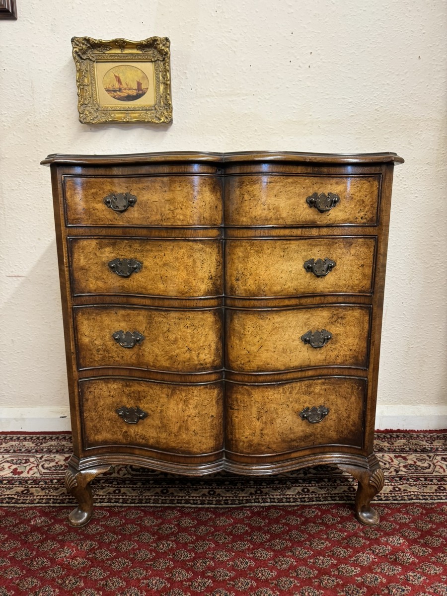 Quality Antique Walnut Serpentine Fronted Chest Of Drawers Circa 1920 - Image 3