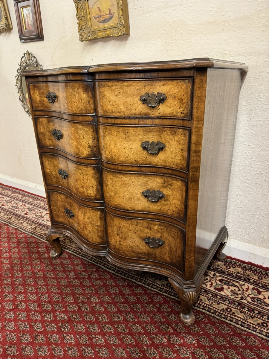 Quality Antique Walnut Serpentine Fronted Chest Of Drawers Circa 1920 - Image 5