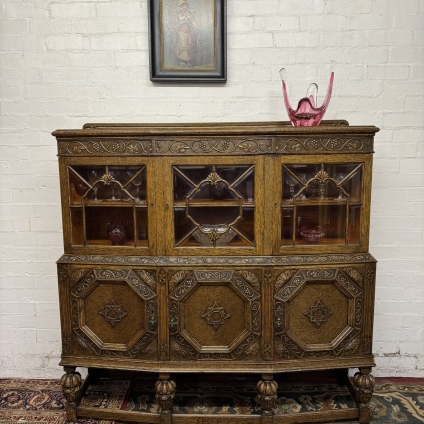 Outstanding Quality Carved Oak Jacobean Sideboard/cupboard/cabinet Circa 1920