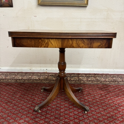 Fantastic Quality Mahogany Bevan Funnell Fold Over Games Table