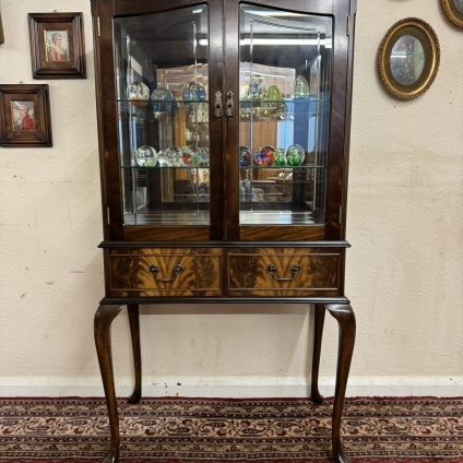 Outstanding Quality Mahogany Shaped Top Display Cabinet