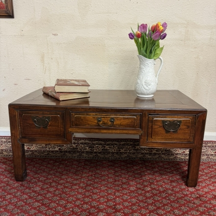 Stunning Chinese 19th Century Elm Low Table With Three Drawers