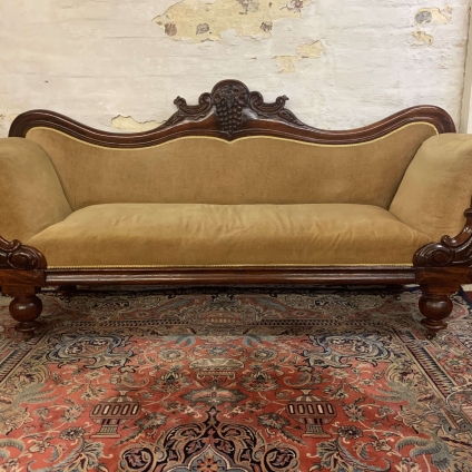 Elegant Victorian Carved Mahogany Double Ended Chaise Longue - Now Sold