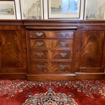 Outstanding Quality Crossbanded Mahogany Sideboard/dresser - Now Sold