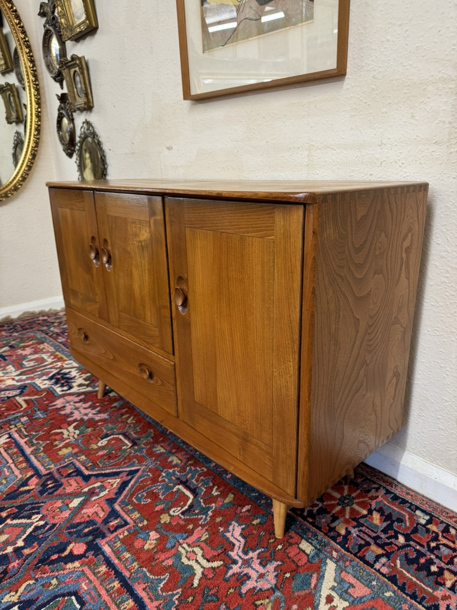 Ercol Mid Century Windsor Model 366 Sideboard - Image 2