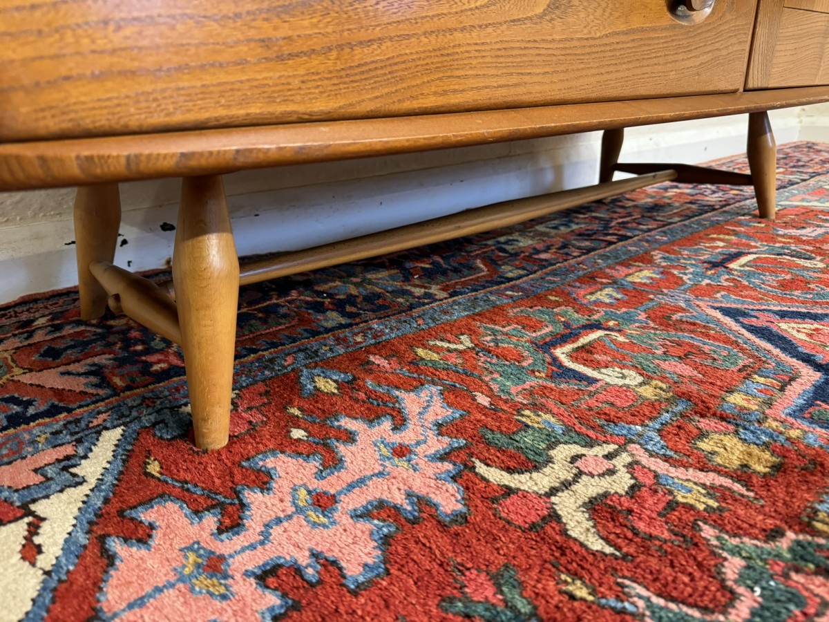 Ercol Mid Century Windsor Model 366 Sideboard - Image 5