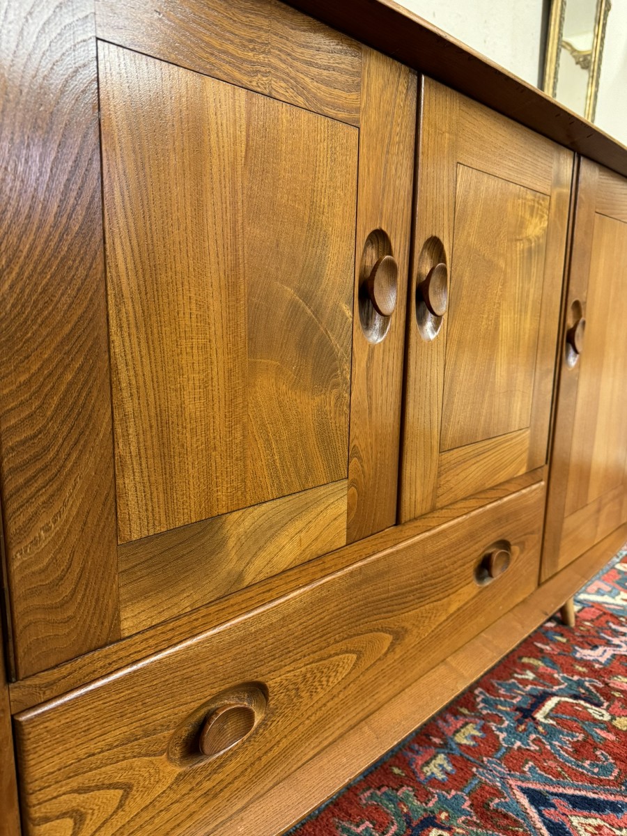 Ercol Mid Century Windsor Model 366 Sideboard - Image 6