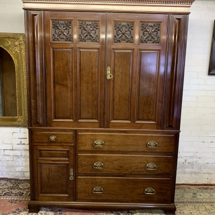 Outstanding Quality Antique Mahogany Linen Cupboard/wardrobe Circa 1885