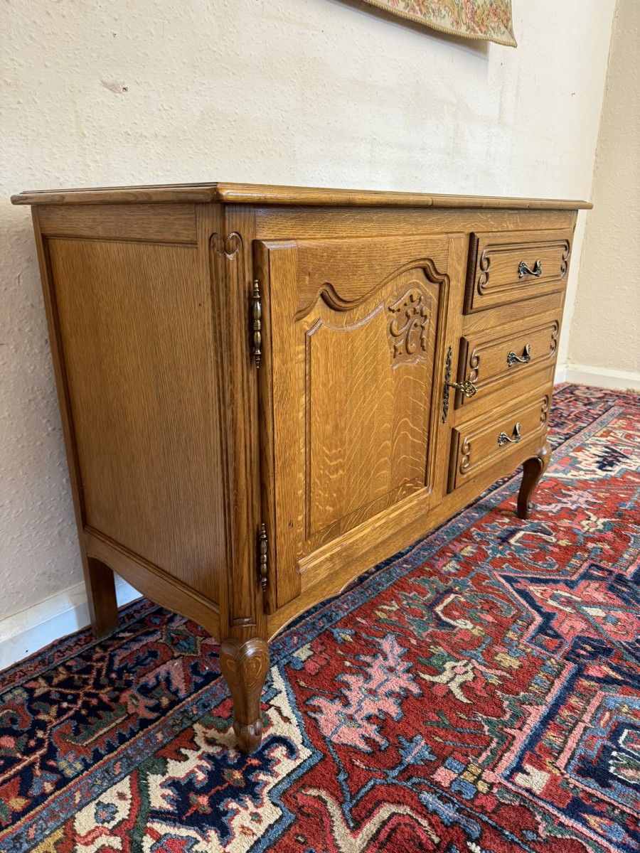 Fabulous French Carved Oak Cabinet/cupboard - Image 12