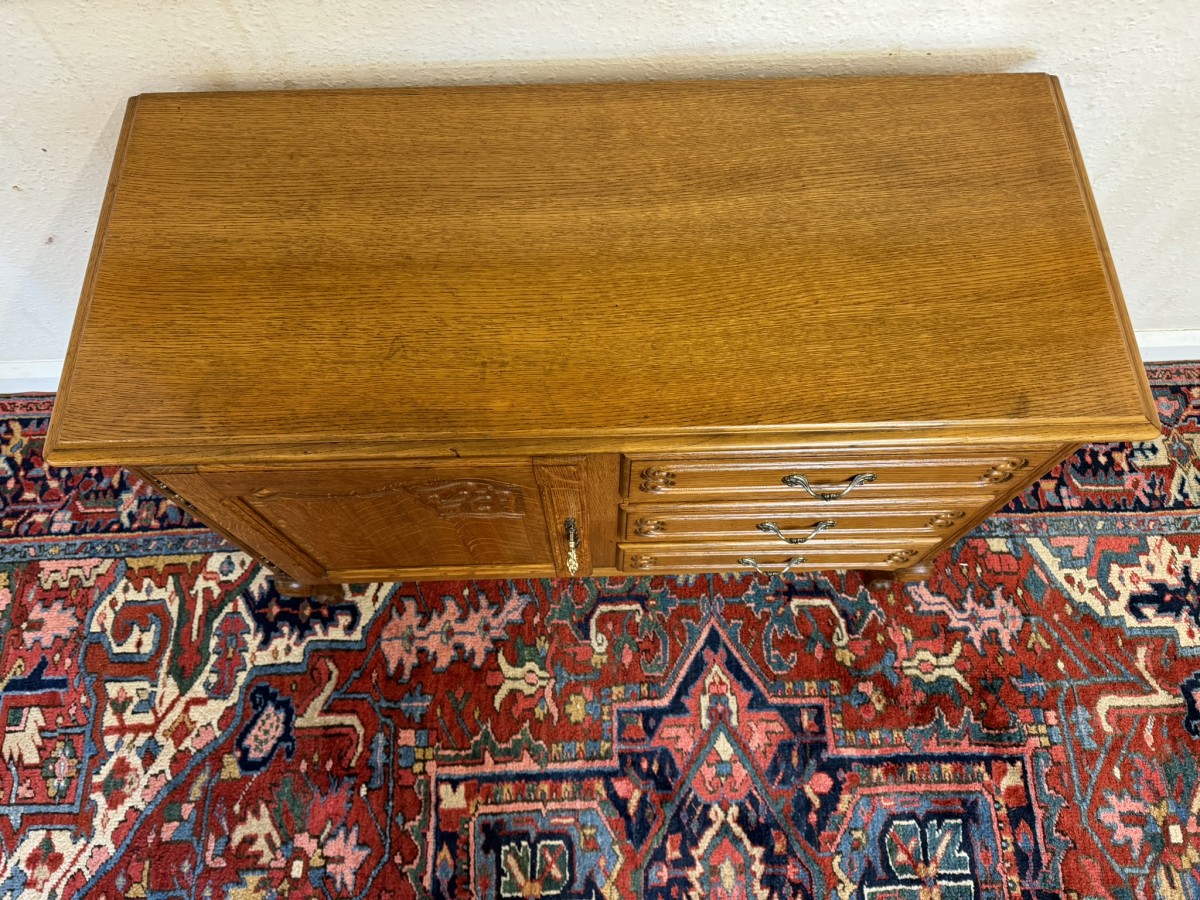 Fabulous French Carved Oak Cabinet/cupboard - Image 9