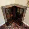 FABULOUS QUALITY 1930'S OAK CORNER BOOKCASE - Image 6