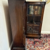 FABULOUS QUALITY 1930'S OAK CORNER BOOKCASE - Image 9