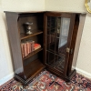 FABULOUS QUALITY 1930'S OAK CORNER BOOKCASE - Image 14