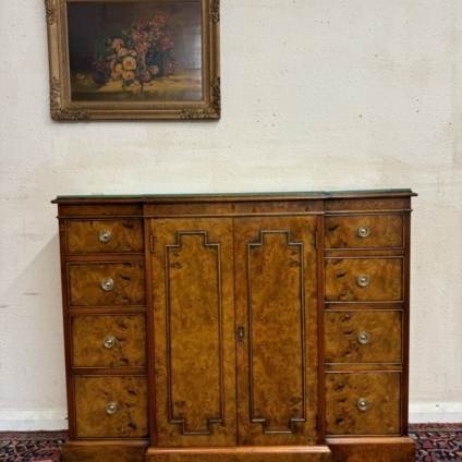 OUTSTANDING BURR WALNUT BRAKEFRONT DRESSER/CABINET/CUPBOARD