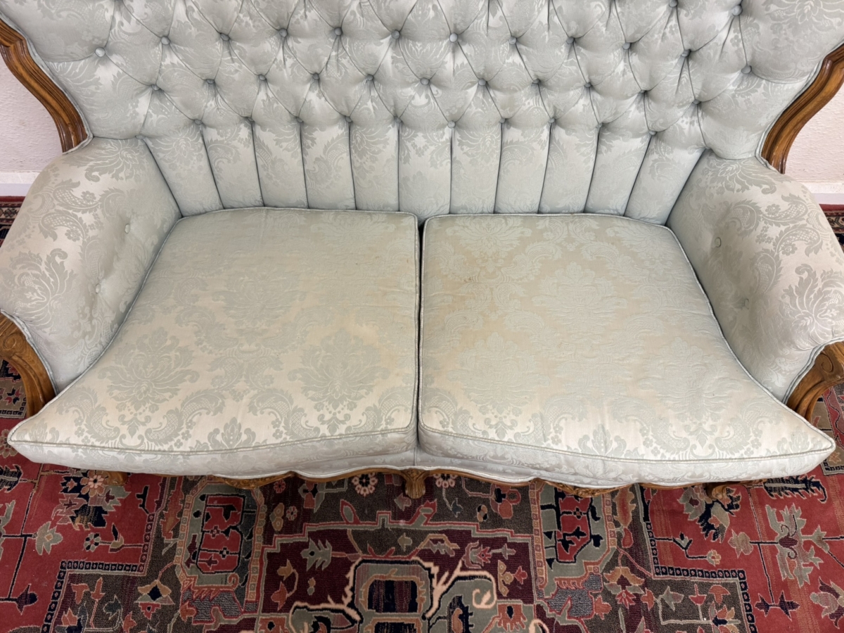 FABULOUS FRENCH CARVED WALNUT BUTTONED BACK SOFA CIRCA 1950 - Image 6