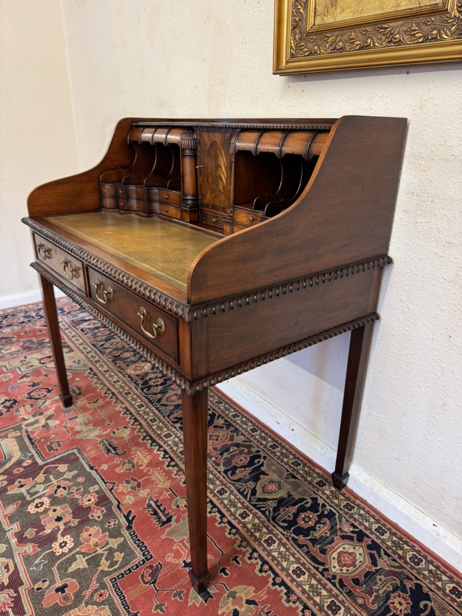 OUTSTANDING QUALITY CARVED MAHOGANY OPEN LEATHER TOPPED DESK - Image 4