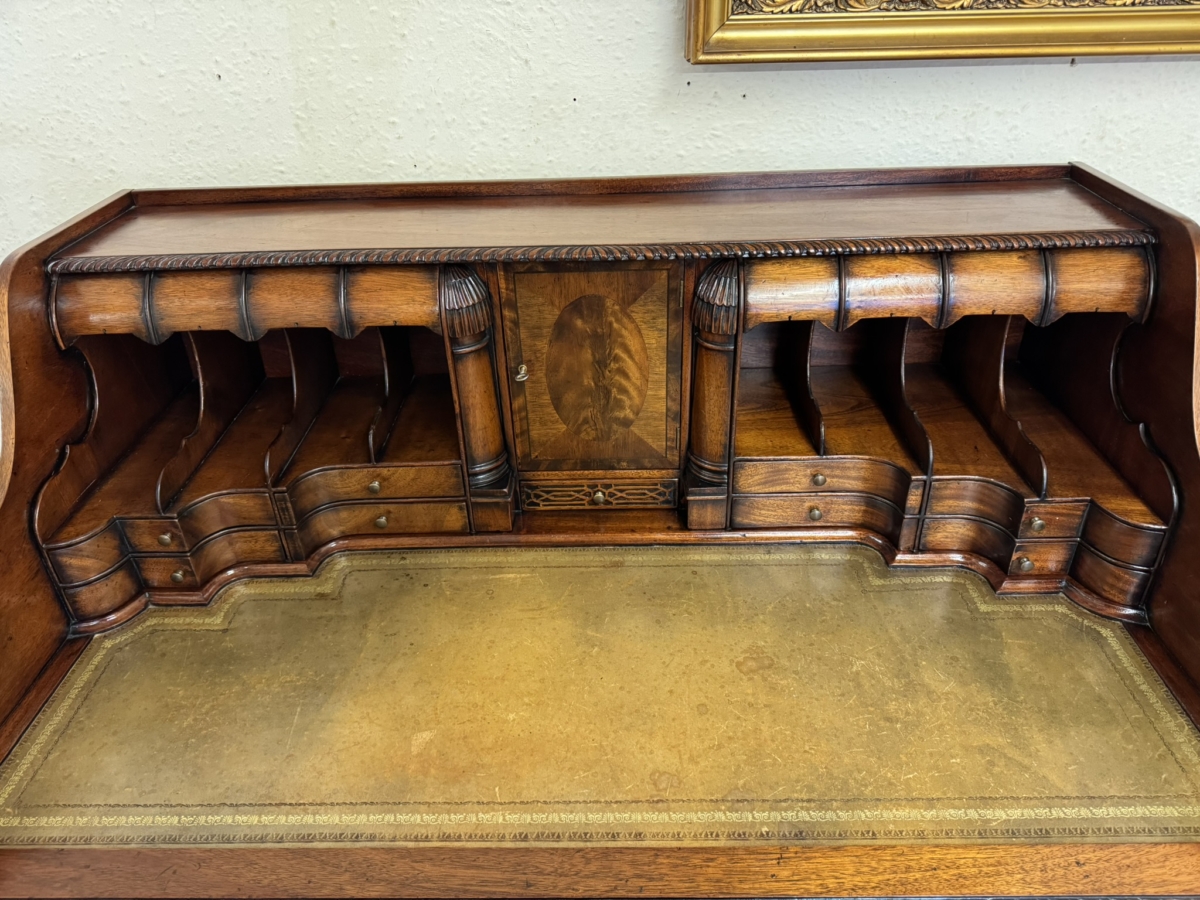 OUTSTANDING QUALITY CARVED MAHOGANY OPEN LEATHER TOPPED DESK - Image 5