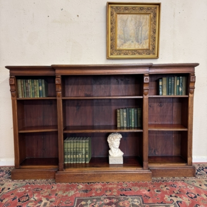 OUTSTANDING QUALITY ANTIQUE WALNUT BRAKEFRONT OPEN BOOKCASE CIRCA 1900