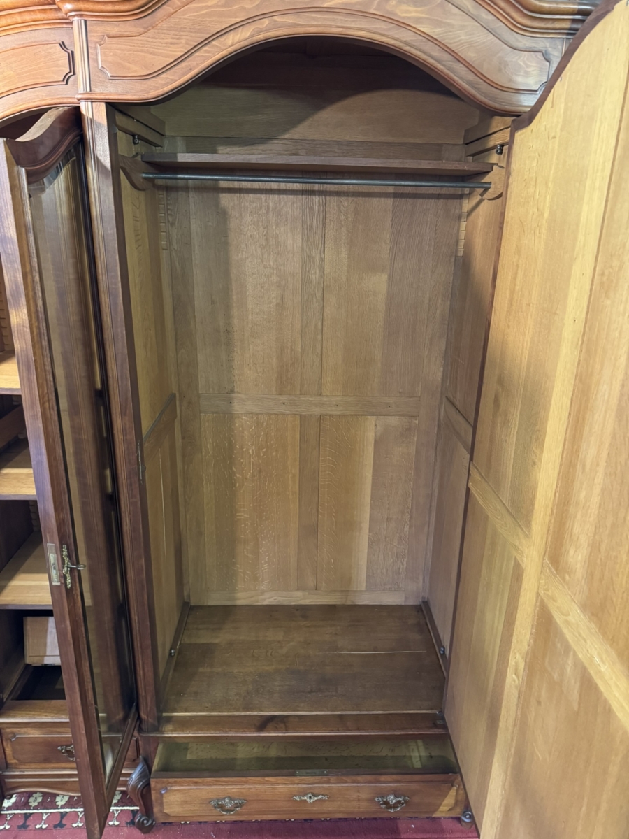 QULAITY ANTIQUE FRENCH MAHOGANY MIRROR DOOR ARMOIRE/WARDROBE CIRCA 1880 - Image 9