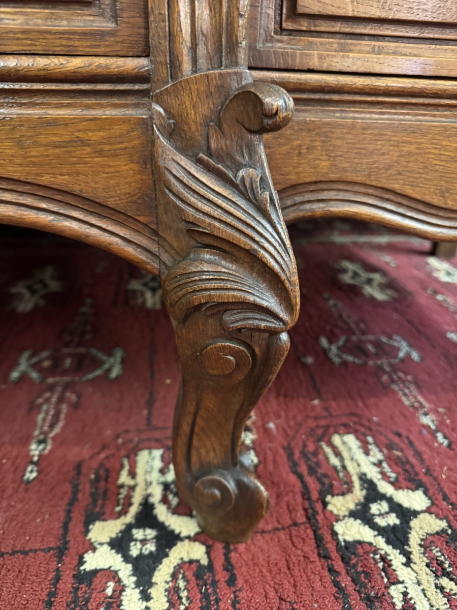 STUNNING ANTIQUE FRENCH CARVED OAK MIRRORED ARMOIRE/WARDROBE CIRCA 1880 - Image 8